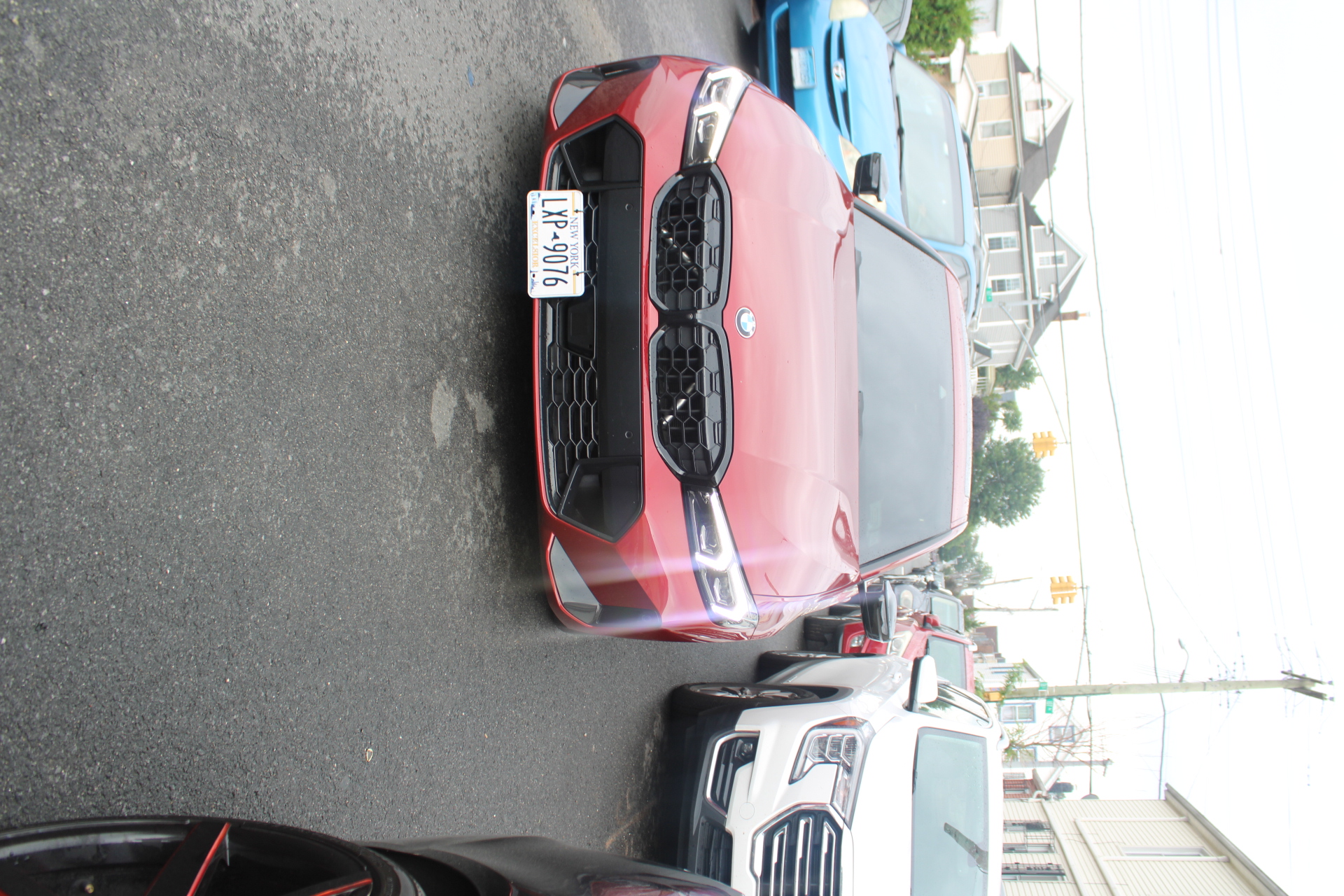 Red BMW event arrival